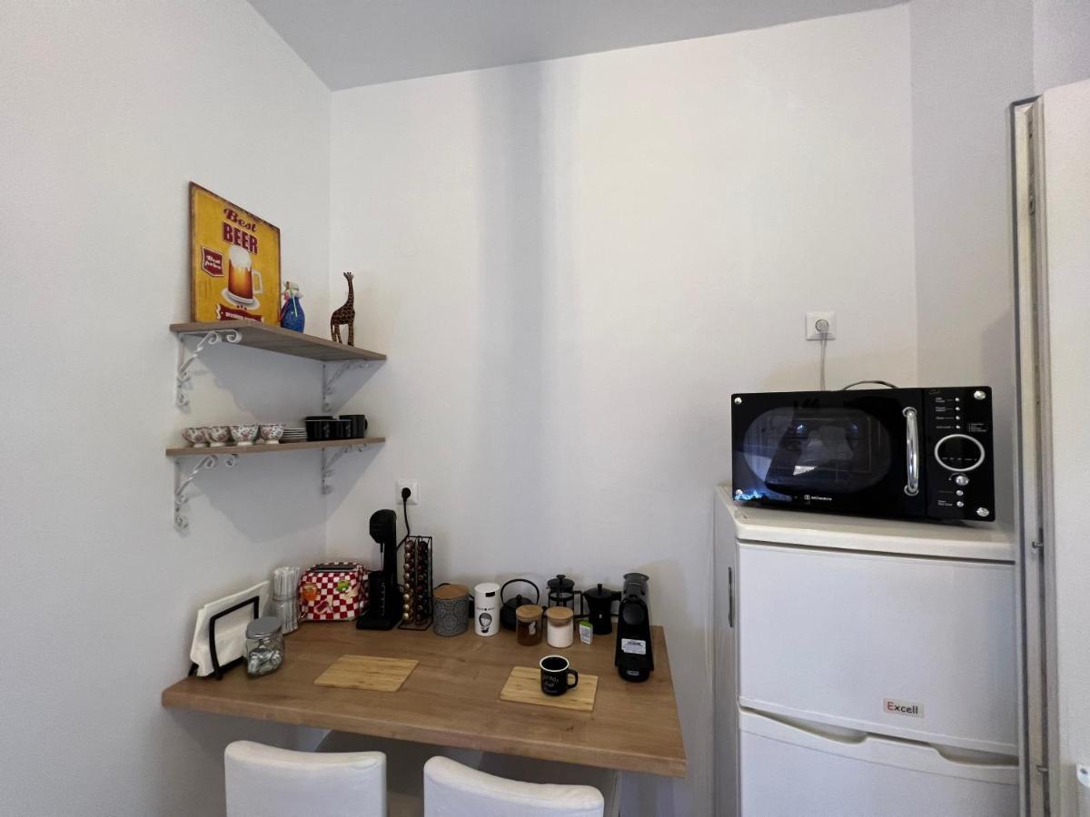 Comfortable 2-Bedroom Apartment Near City Center 100M From Metro Atenas Exterior foto